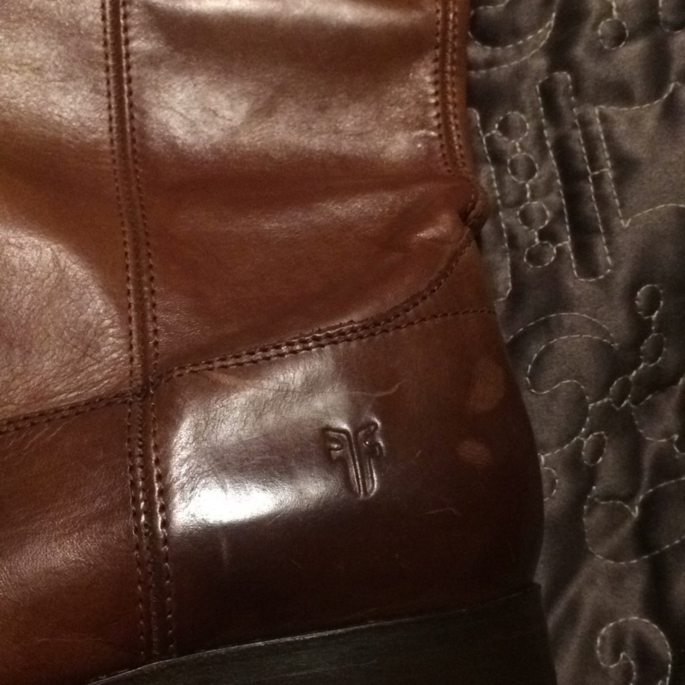 Boots - Picture 3 of 3